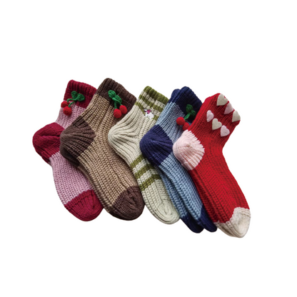 XINHE Indoor knitted warm women's socks x 007