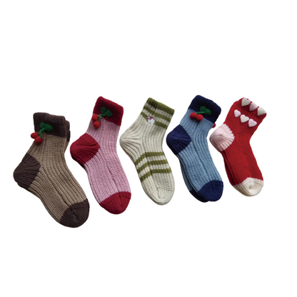 XINHE Indoor knitted warm women's socks x 007